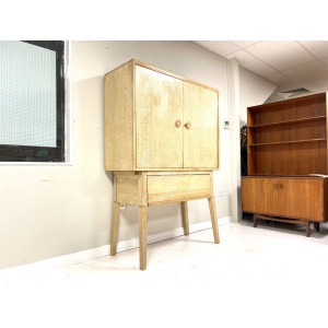 Mid Century, Limed Oak Drinks / Cocktail Cabinet