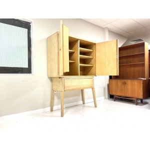 Mid Century, Limed Oak Drinks / Cocktail Cabinet