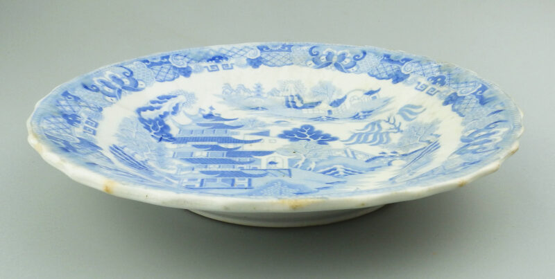 An antique Georgian Miles Mason pottery B&W Broseley Willow Pagoda Plate C.1800+