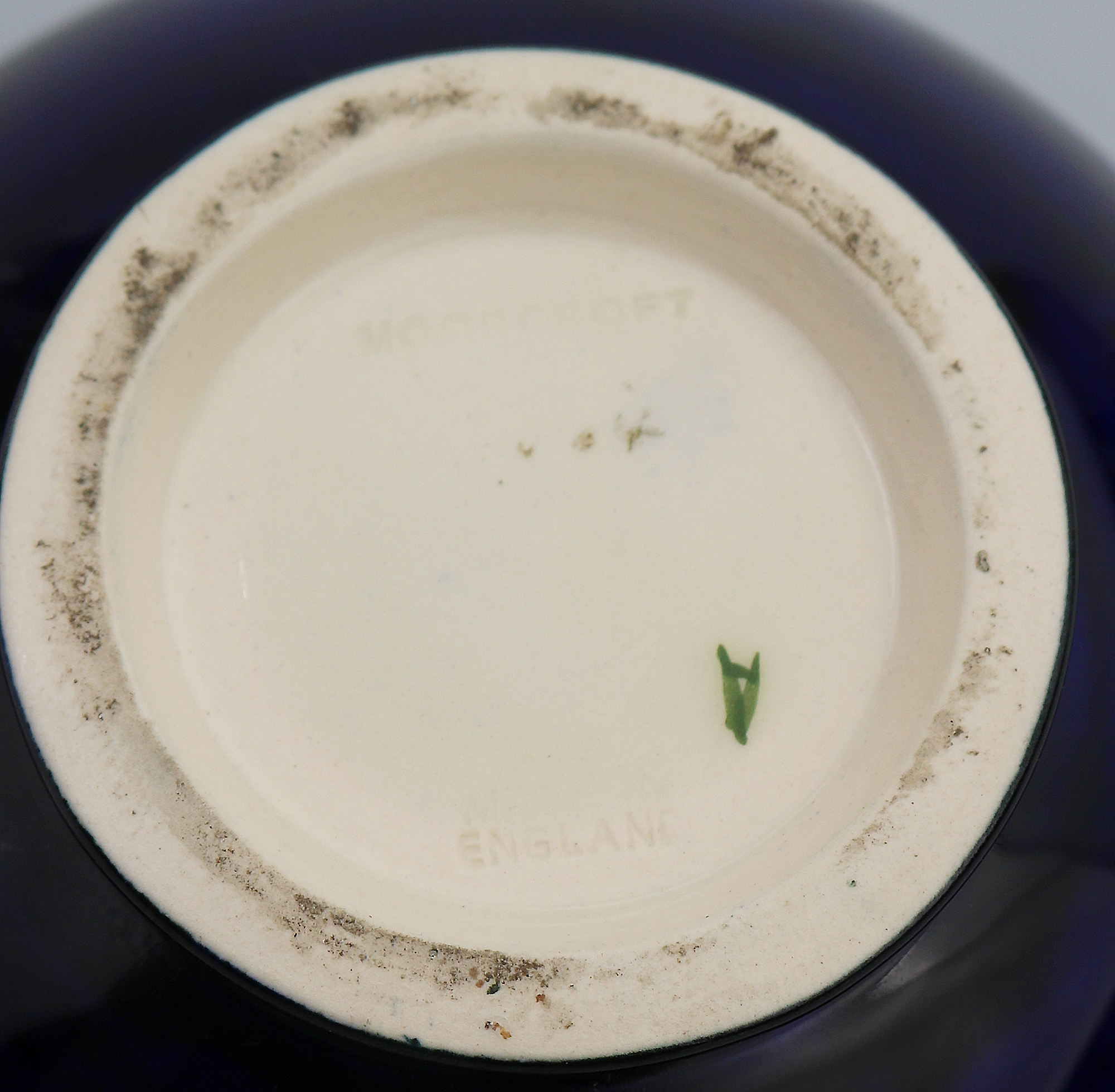 A Decorative Arts Walter Moorcroft pottery Hibiscus Magnolia Bowl C.Mid 20thC