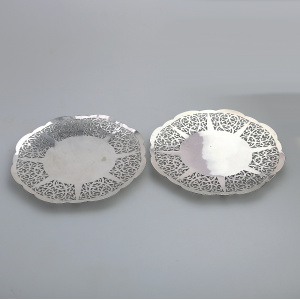 A pair attractive antique Mappin & Webb silver plated pierced Platters C.1900