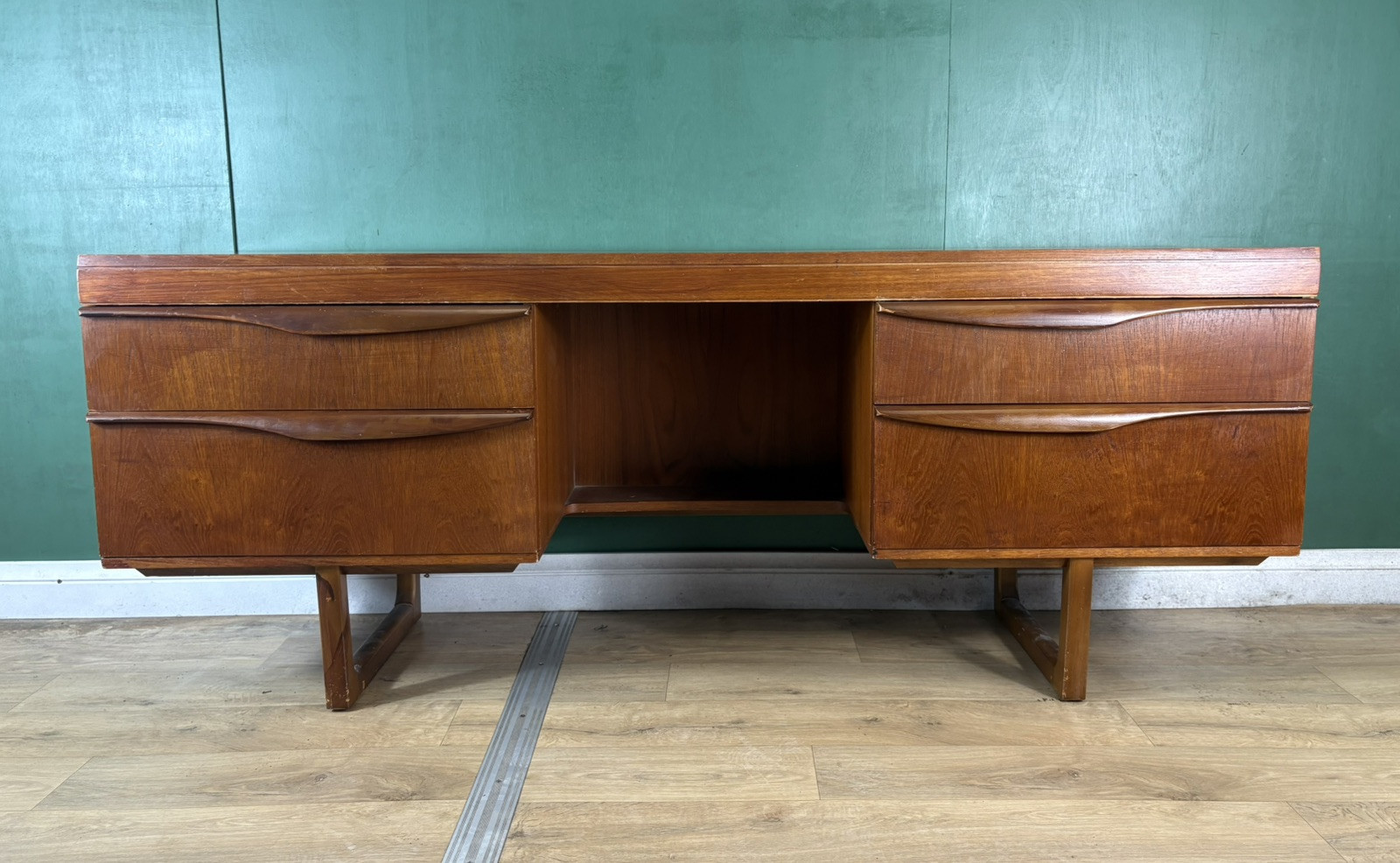 Retro Vintage Mid Century Teak Desk By Stonehill Furniture-Courier