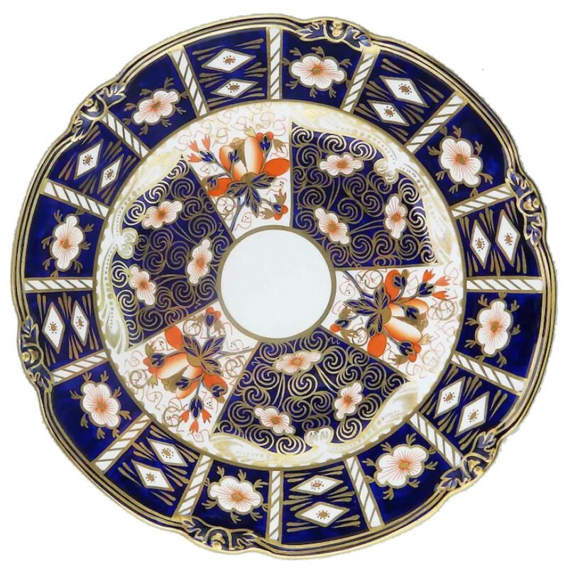 An antique porcelain hand-painted Royal Crown Derby Imari Cake Platter C.1932
