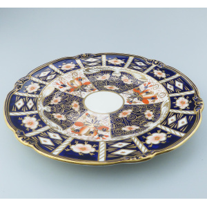 An antique porcelain hand-painted Royal Crown Derby Imari Cake Platter C.1932