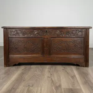 Antique 17th Century William And Mary Chest Of Drawers In Walnut