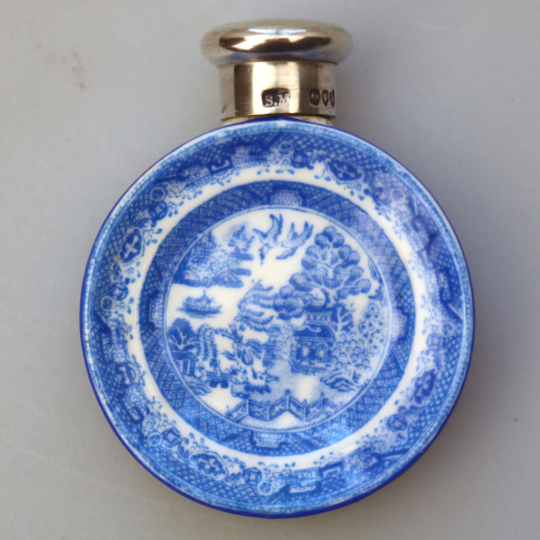 A scarce antique Sampson Mordan novelty English solid silver Scent Bottle C.1885 - Image 3