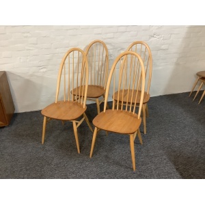 Set Of Four Ercol Windsor 875 Quaker Back Dining Chairs In Light Finish.