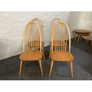 Set Of Four Ercol Windsor 875 Quaker Back Dining Chairs In Light Finish.