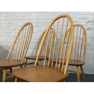 Set Of Four Ercol Windsor 875 Quaker Back Dining Chairs In Light Finish.