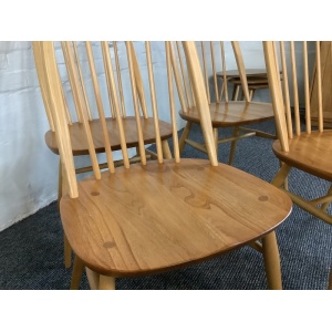 Set Of Four Ercol Windsor 875 Quaker Back Dining Chairs In Light Finish.