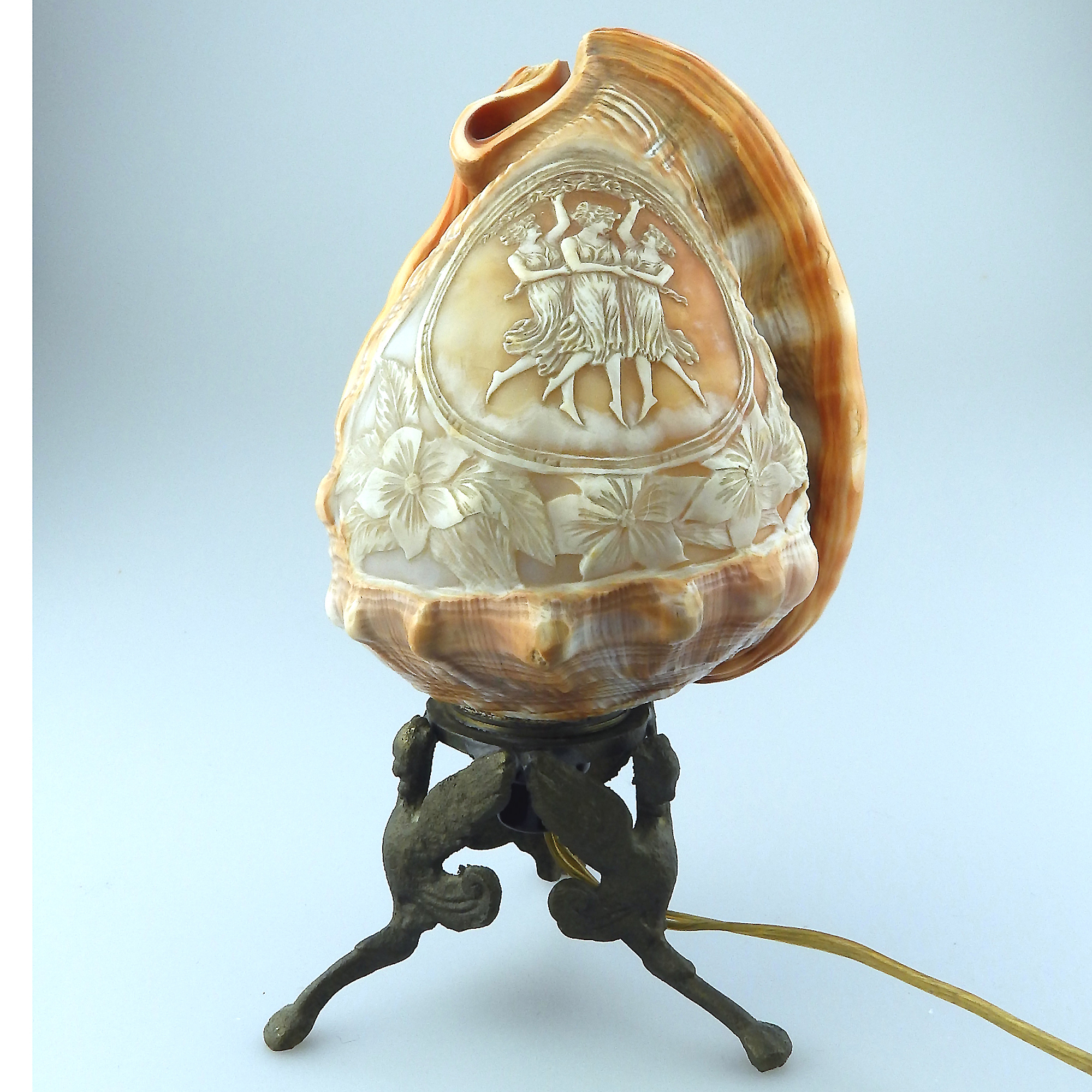 Antique Art Deco Lighting : A fine carved Cameo Conch Shell Table Lamp C.1920's