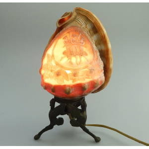 Antique Art Deco Lighting : A fine carved Cameo Conch Shell Table Lamp C.1920's