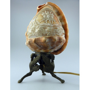 Antique Art Deco Lighting : A fine carved Cameo Conch Shell Table Lamp C.1920's