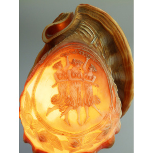 Antique Art Deco Lighting : A fine carved Cameo Conch Shell Table Lamp C.1920's
