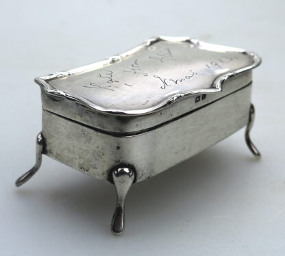 An antique Edwardian English sterling solid silver Trinket Jewellery Box C.1907 - Image 2