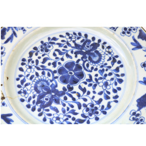 An antique Chinese hand-painted porcelain blue & white Charger C.18thC
