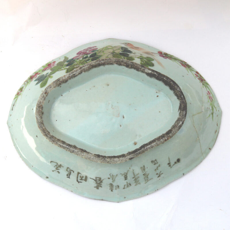 Antique Chinese hand-painted porcelain lobed text Dish C.1810-30