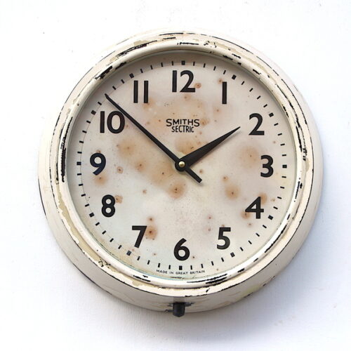 1950s British Bakelite Vintage School / Commercial Wall Clock. Fully Guaranteed