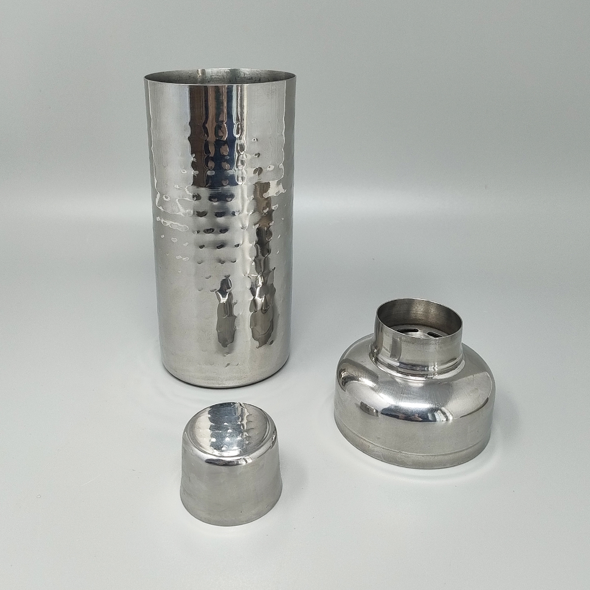 1970s Gorgeous cocktail shaker by Andrea Fontebasso. Made in Italy