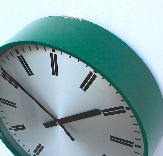 1970s British Office/Commercial Industrial Wall Clock. Fully Guaranteed