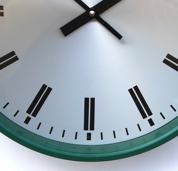 1970s British Office/Commercial Industrial Wall Clock. Fully Guaranteed