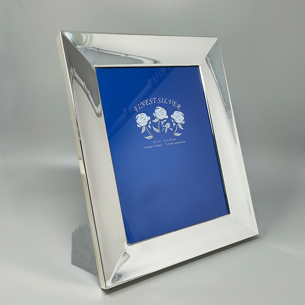 1970s Stunning Photo Frame in Silver Plated. Made in Italy
