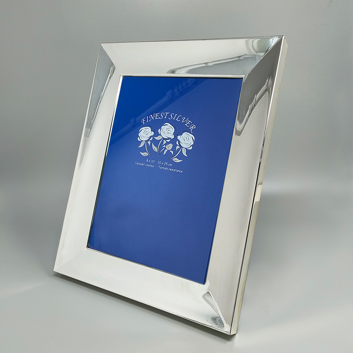 1970s Stunning Photo Frame in Silver Plated. Made in Italy
