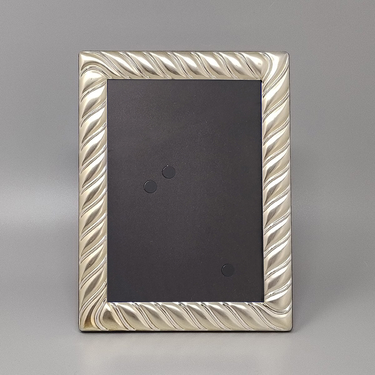 1970s Gorgeous Photo Frame in Silver Plated with Glass. Made in Italy
