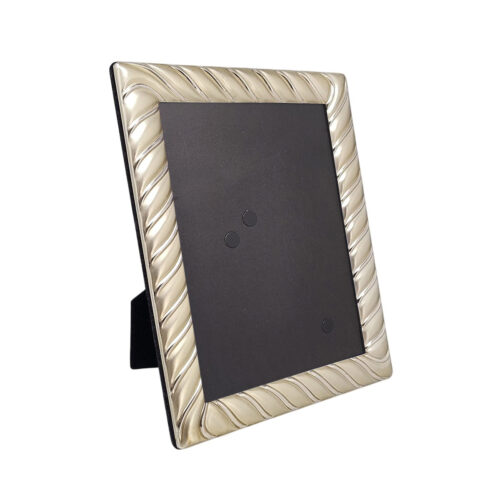 1970s Gorgeous Photo Frame in Silver Plated with Glass. Made in Italy
