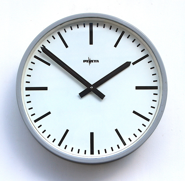 1970s Midcentury Original Industrial Wall Clock Factory. Fully Guaranteed