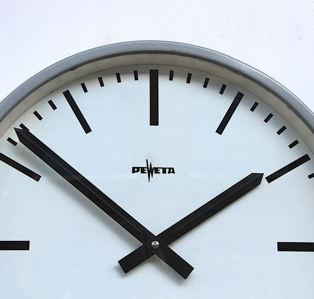 1970s Midcentury Original Industrial Wall Clock Factory. Fully Guaranteed