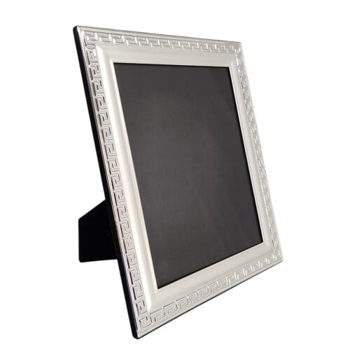 1970s Gorgeous Photo Frame in Silver Plated with Glass. Made in Italy