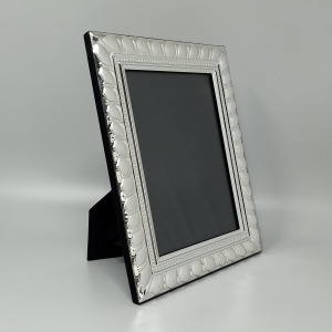 1970s Gorgeous Photo Frame in Silver Plated with Glass. Made in Italy