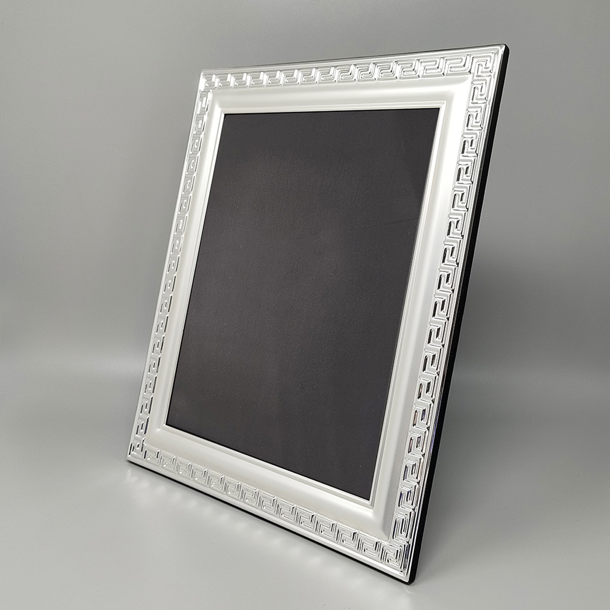 1970s Gorgeous Photo Frame in Silver Plated with Glass. Made in Italy