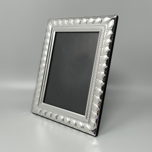 1970s Gorgeous Photo Frame in Silver Plated with Glass. Made in Italy