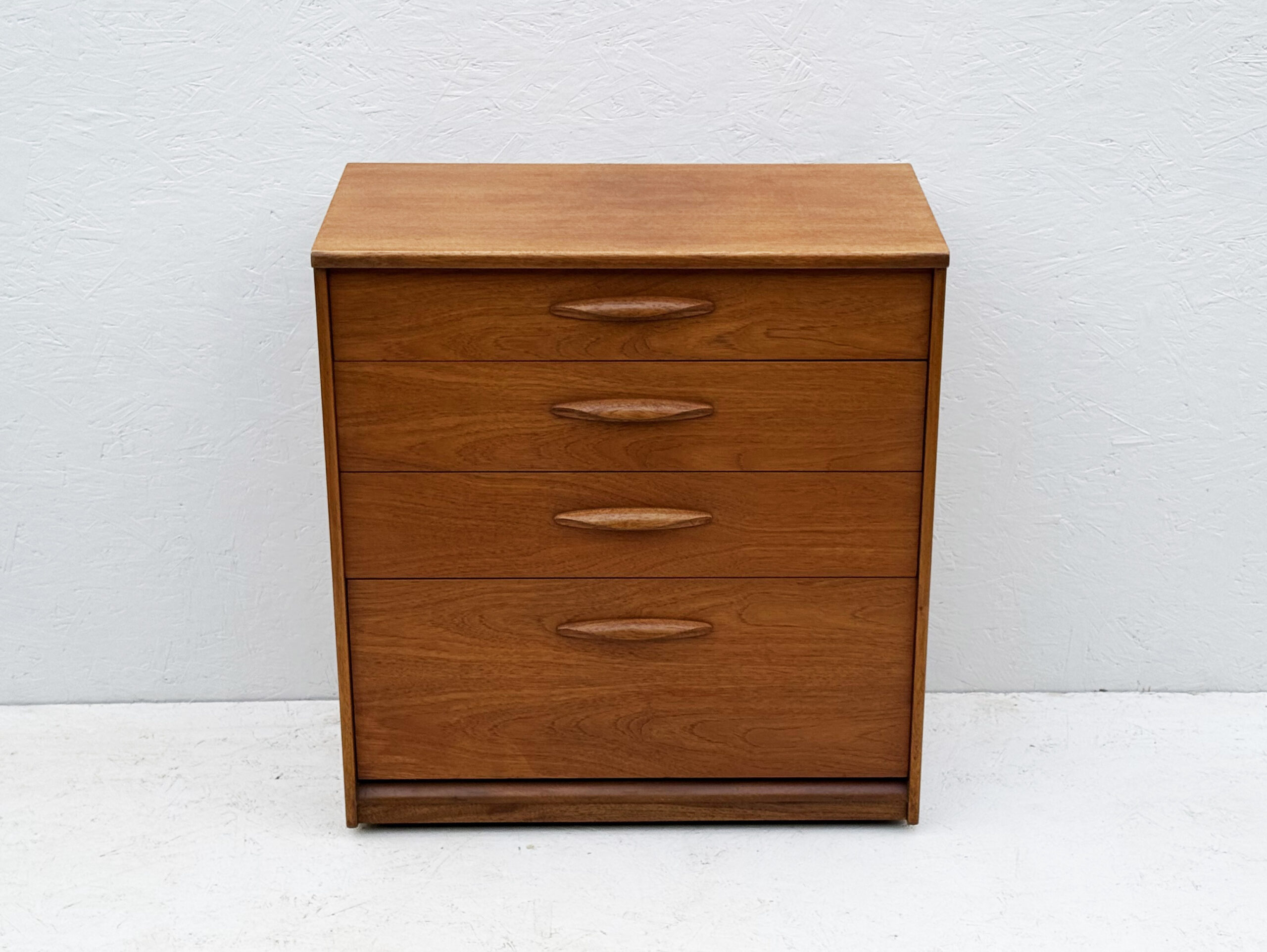 Vintage Mid Century Teak Austinsuite Chest Of Drawers