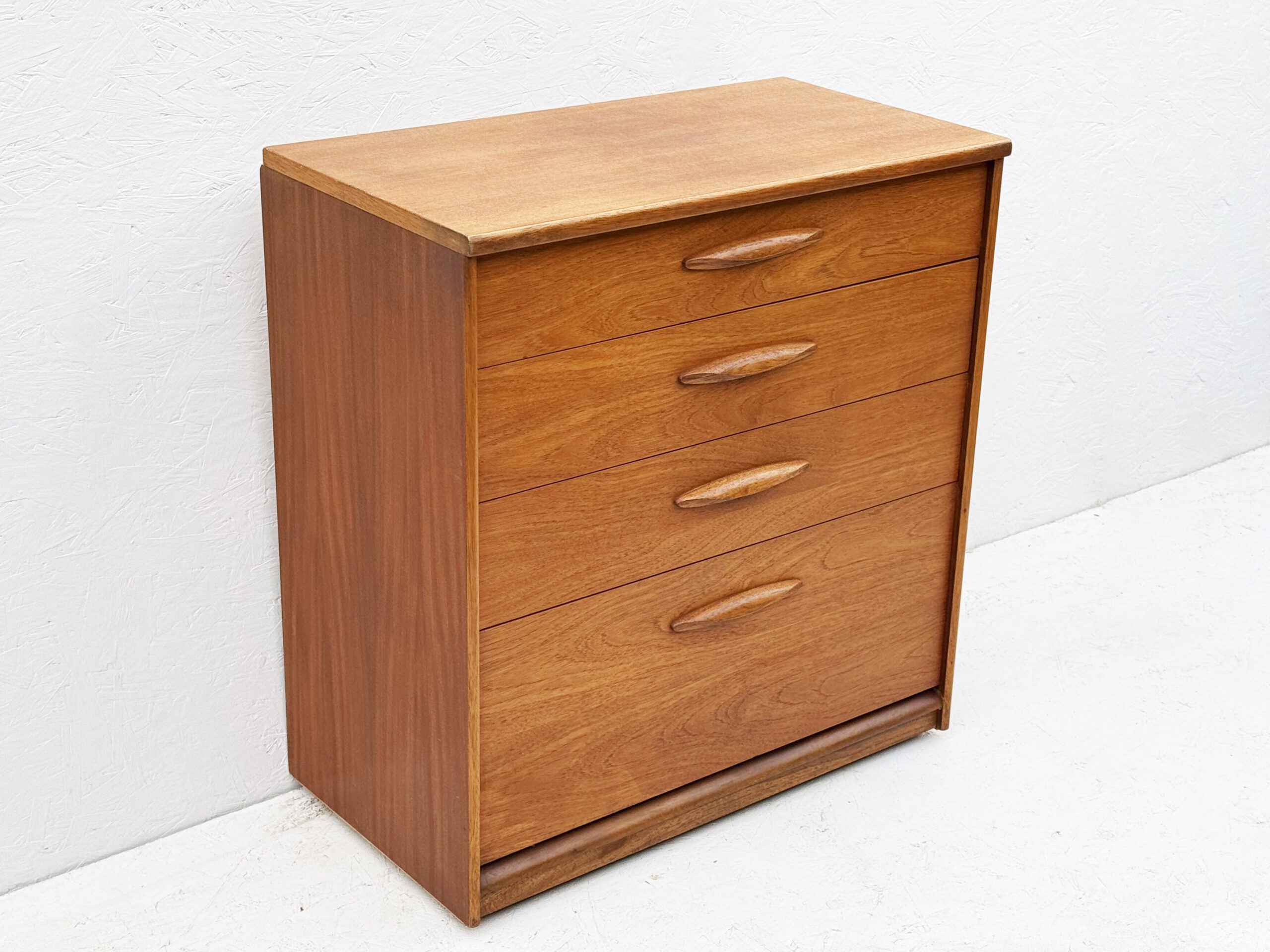 Vintage Mid Century Teak Austinsuite Chest Of Drawers