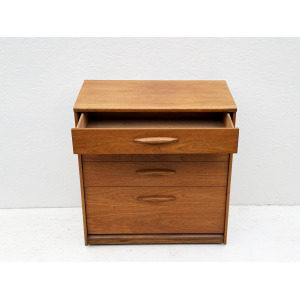 Vintage Mid Century Teak Austinsuite Chest Of Drawers