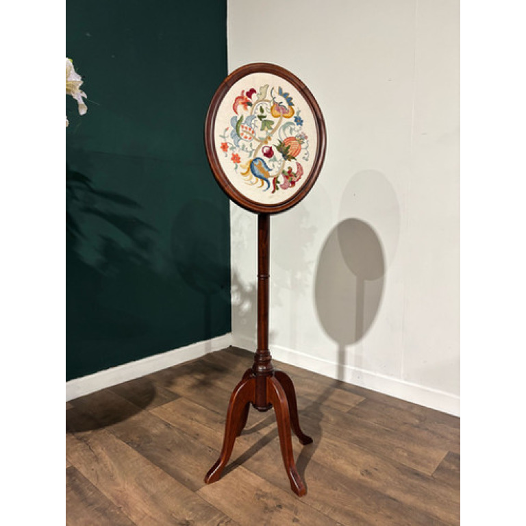 20th Century Ladies Needlework Fire Screen