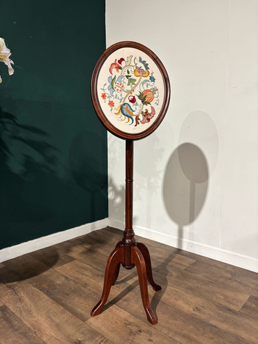 20th Century Ladies Needlework Fire Screen