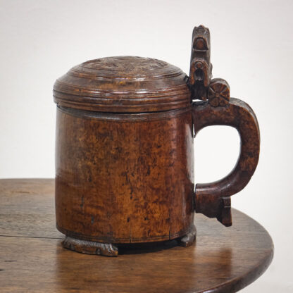 18th Century Norwegian Birch Peg Tankard - Image 2