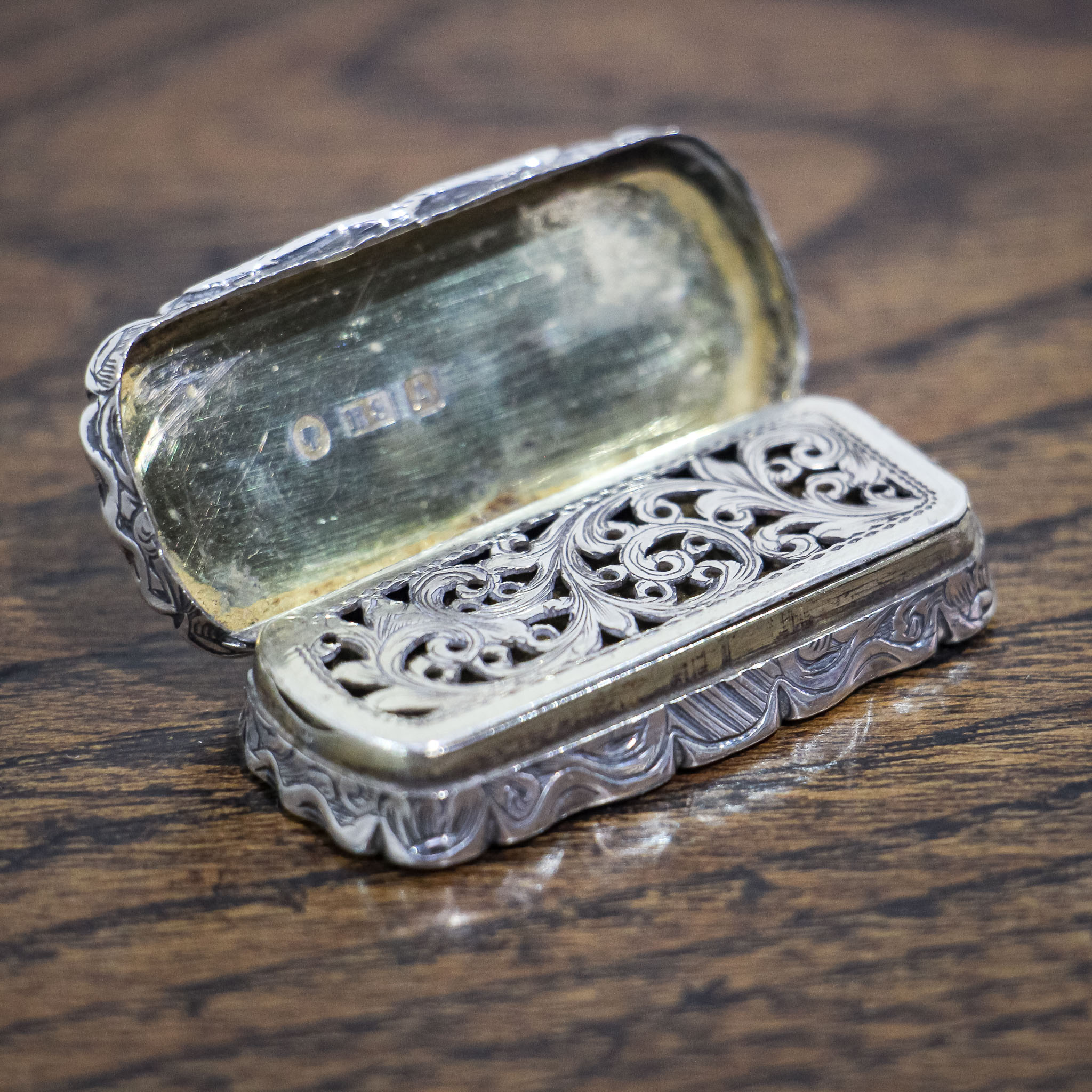 Silver Victorian Vinaigrette