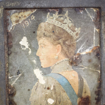 WW1 Queen Alexandra Gift Tin - Image 9