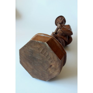 1930s - Antique handcarved wooden sculpture of a hunter