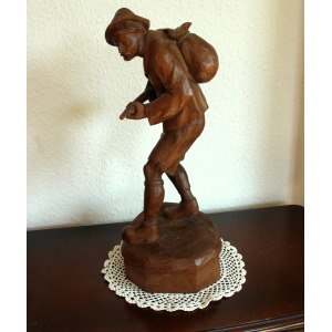 1930s - Antique handcarved wooden sculpture of a hunter