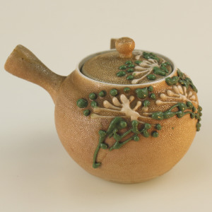 A very pretty Japanese stoneware Kyusu Teapot / Sake Pot C.20thC