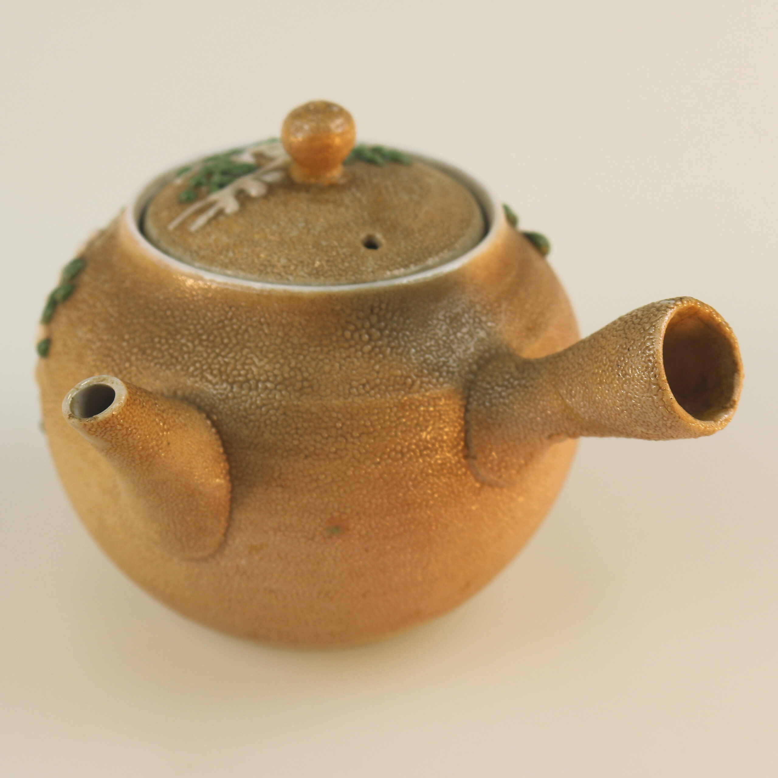 A very pretty Japanese stoneware Kyusu Teapot / Sake Pot C.20thC