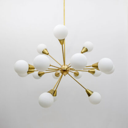 Mid-Century Modern Italian Brass and Glass Opaline Large Sputnik Chandelier, 70s - Image 6