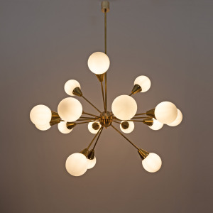 Mid-Century Modern Italian Brass and Glass Opaline Large Sputnik Chandelier, 70s