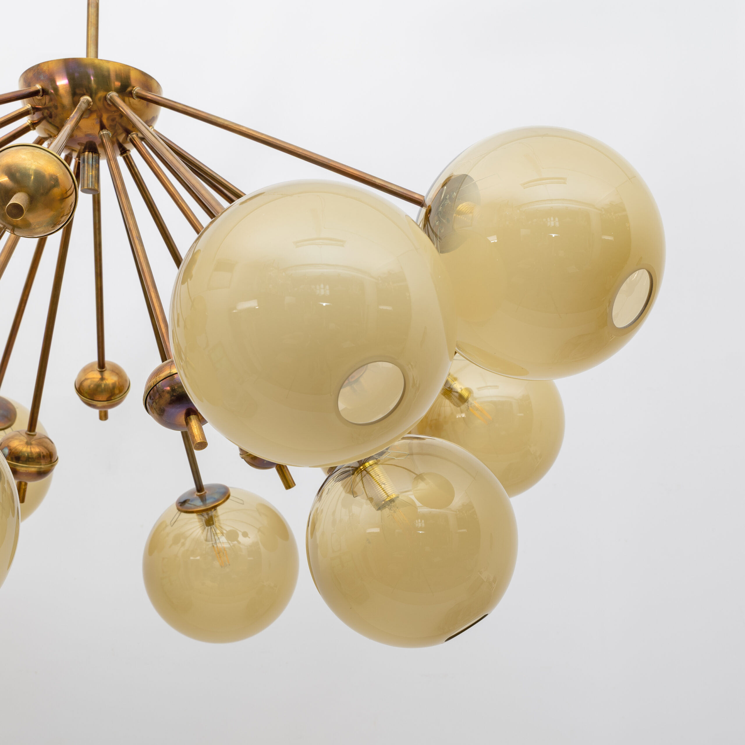 Mid-Century Italian Burnished Brass and Murano Glass Large Sputnik Chandelier